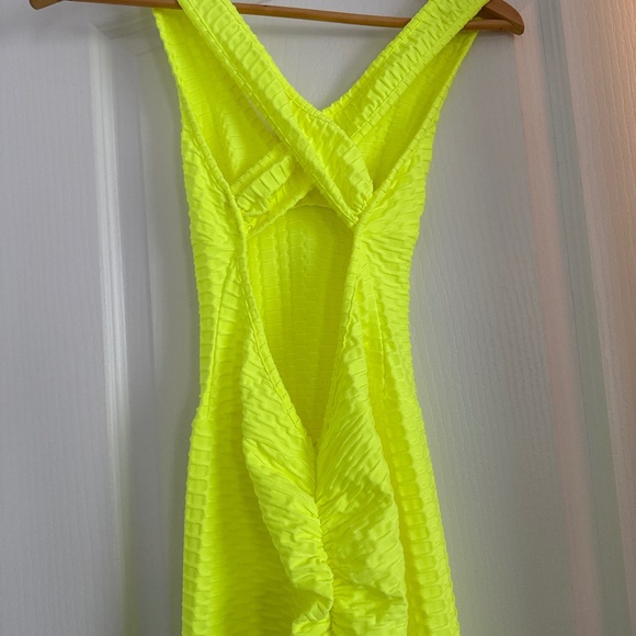 Workout Jumpsuit - Picture 3 of 4